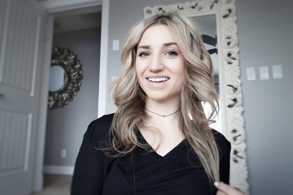 Calgary based blog by Drea Marie shares her fav holiday hair style. The TYME iron has changed her hair game.