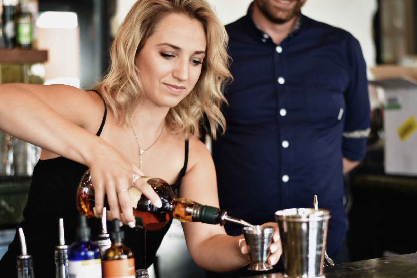 THE MODERN JULEP -- Drea Marie shares how to mix up your pre packwood grand cocktails! Packwood grand is the event of the summer in Calgary, AB. Check it out!!!