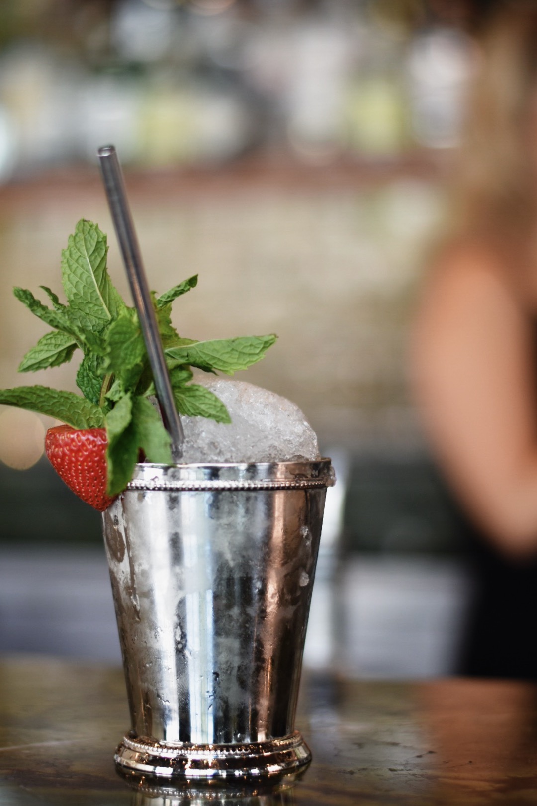 THE MODERN JULEP -- Drea Marie shares how to mix up your pre packwood grand cocktails! Packwood grand is the event of the summer in Calgary, AB. Check it out!!!